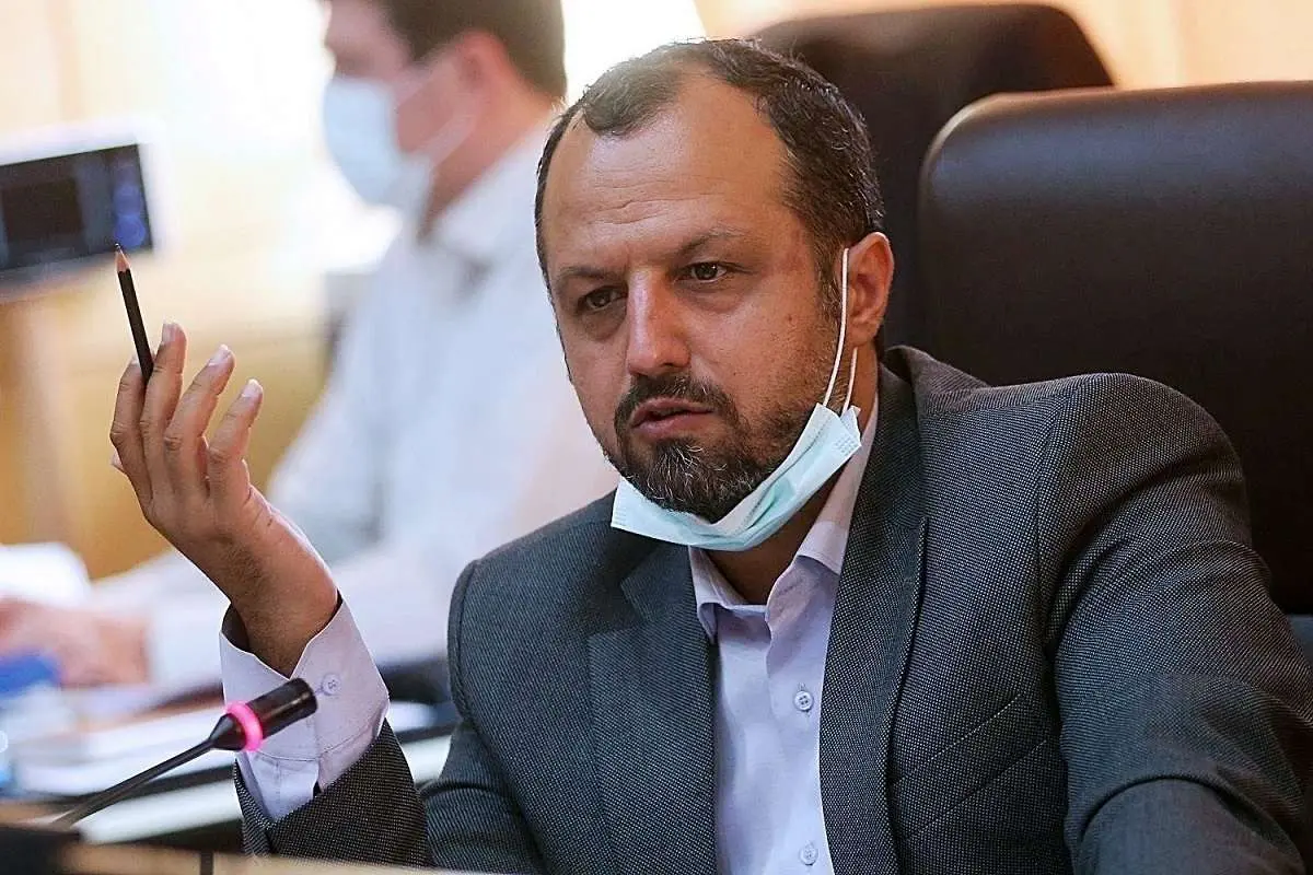 وزیر اقتصاد: ۱۲۳ سلبریتی با درآمد تبلیغاتی ۲۳۰۰ میلیاردی شناسایی شدهاند