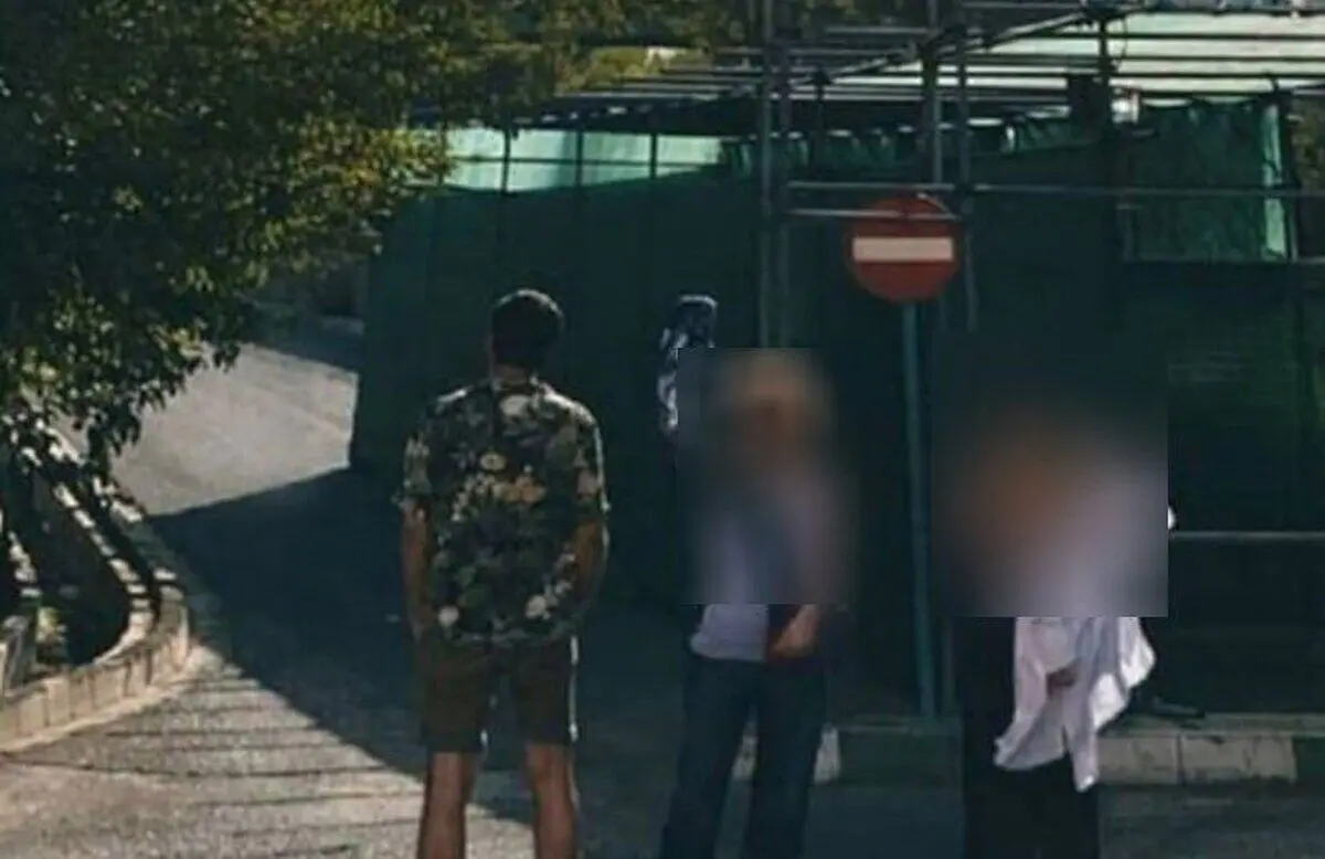 (تصویر) بازداشت چهار نفر به اتهام پوشش نامناسب مقابل یک هیئت