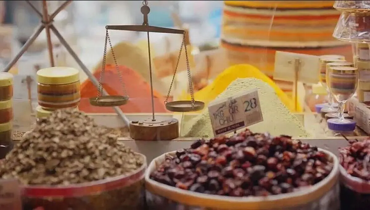 جهان غذا در قطر؛ نقش واردات ادویه‌ و مواد اولیه در آشپزی سنتی
