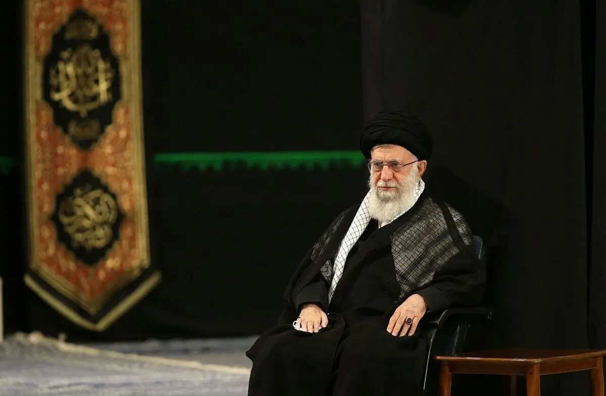 استفاده از طبل و سِنج در عزاداری و برهنه شدن در عزاداری مجاز است؟