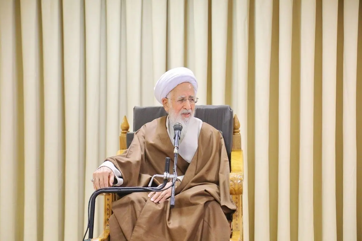 آیت‌الله جوادی آملی: در دستگاه حسینی نه اختلاسی هست و نه نجومی