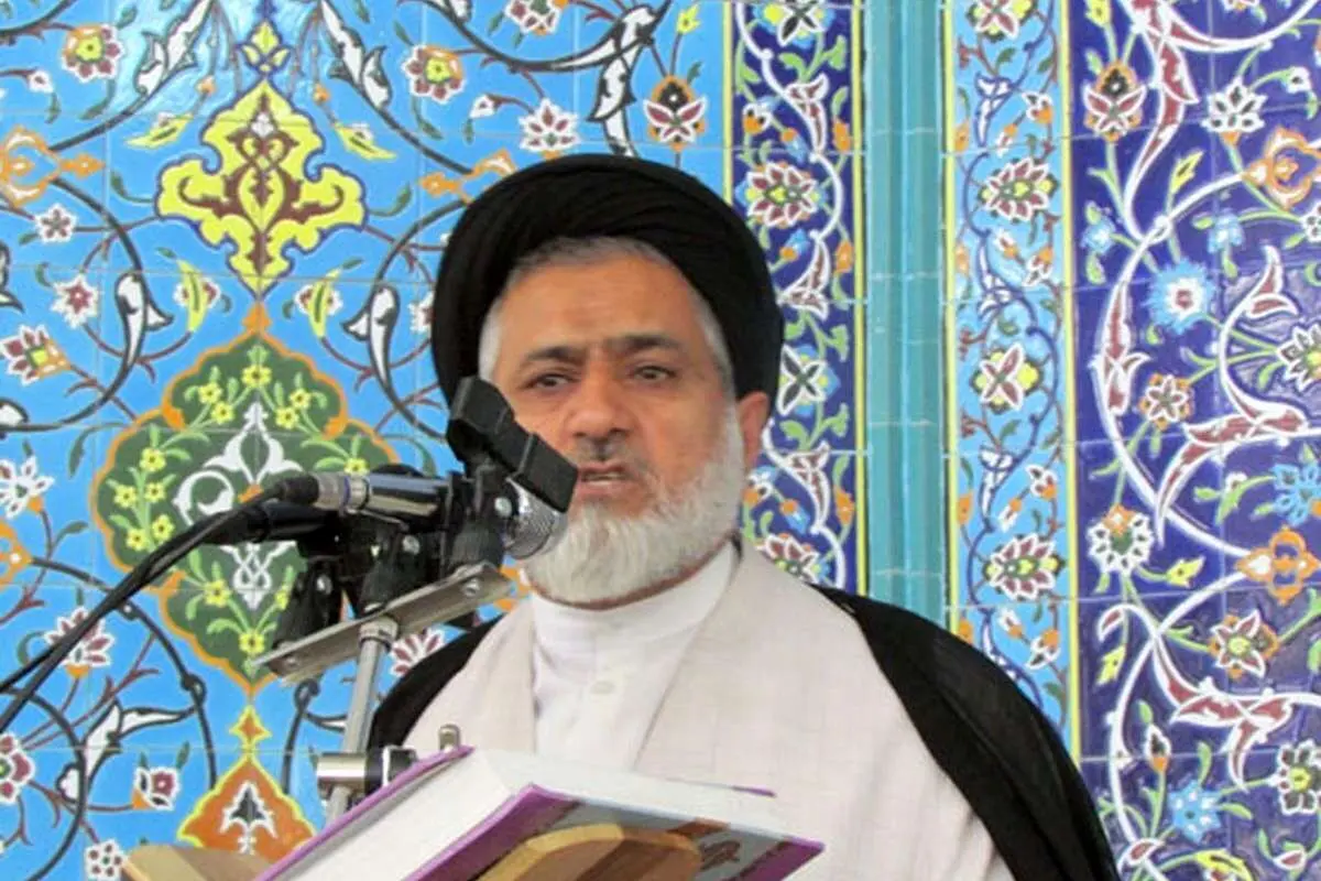 امام جمعه گچساران: اگر مسئولین مسئله کشف حجاب حل نکنند آتش به‌اختیار وارد عمل می‌شویم