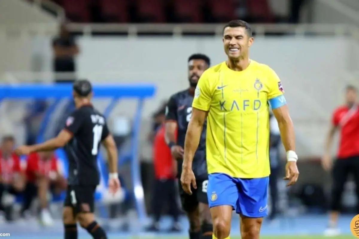 (عکس) حرکت زشت کریستیانو رونالدو مقابل فیلمبردار 