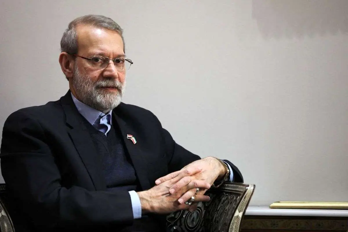 لاریجانی به اصولگرایان سنتی برمی گردد؟