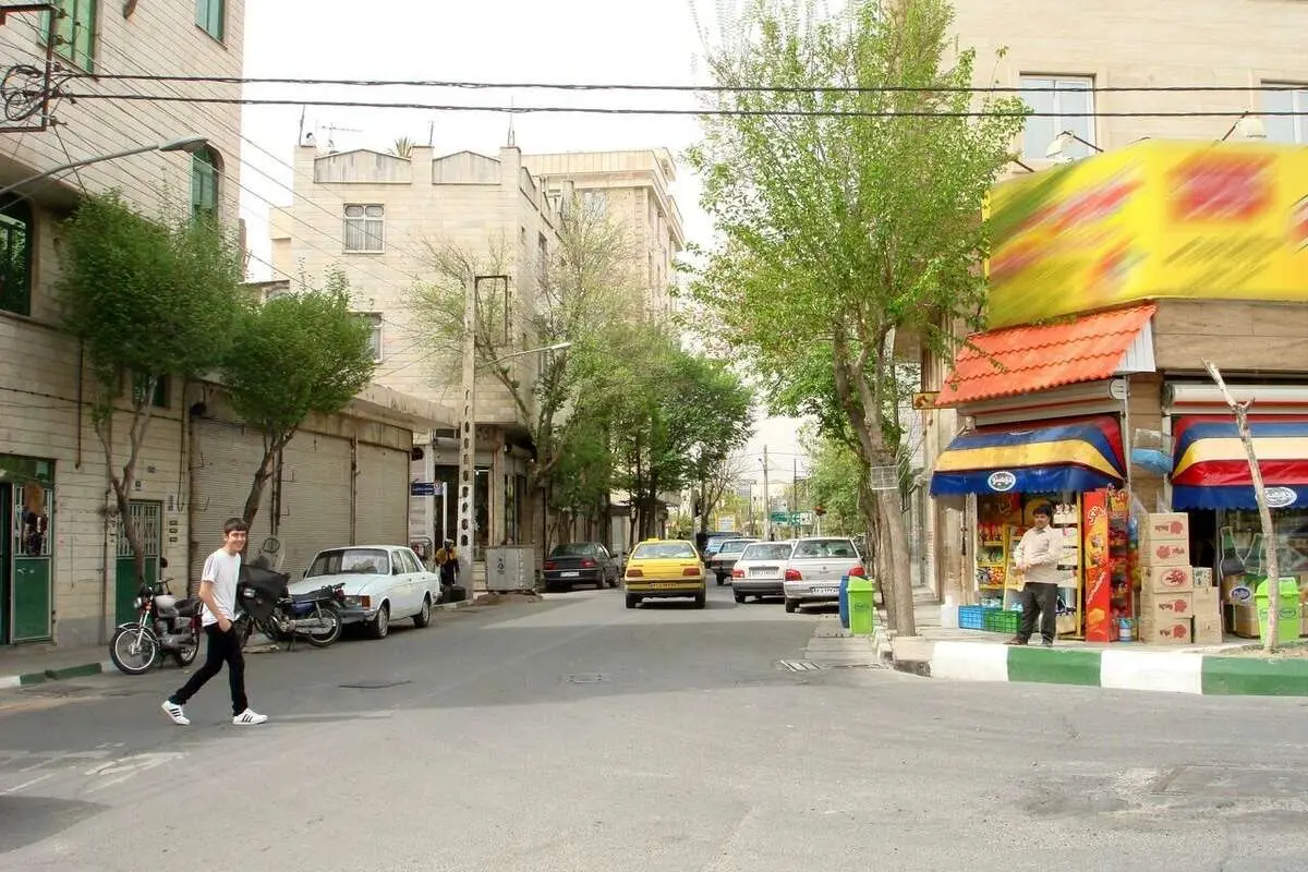 معبری کوچک با سرگذشتی بلند