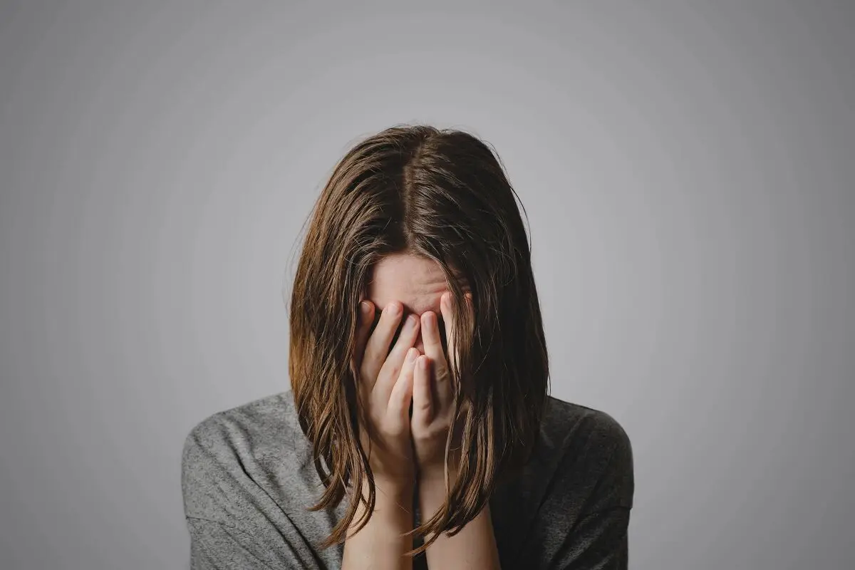 ۱۴ حقیقتِ شگفت‌انگیز درباره گریه کردن