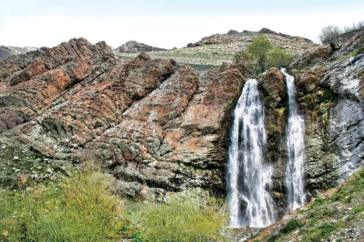 آبشار‌های زیبای تهران را اینجا ببینید / شما هم به تجربه خنک‌ترین هوای تابستان پایتخت دعوتید