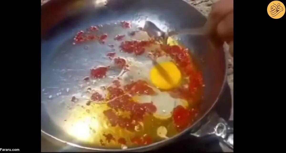 (ویدئو) پخت املت با گرمای بیش از ۵۰ درجه کنار دکل حفاری