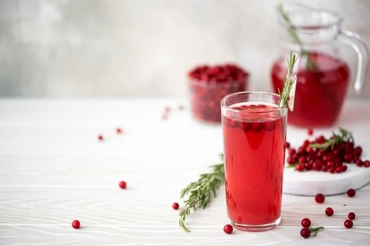 نوشیدن این آب میوه غلیظ فشار خون را کاهش می‌دهد