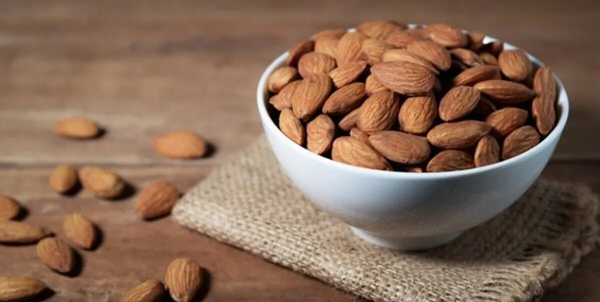 عوارض مصرف زیاد بادام را جدی بگیرید