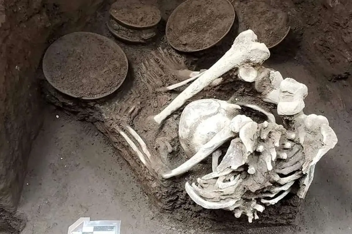 (تصاویر) کشف روستایی ۱۵۰۰ ساله با مجسمه‌های عجیب