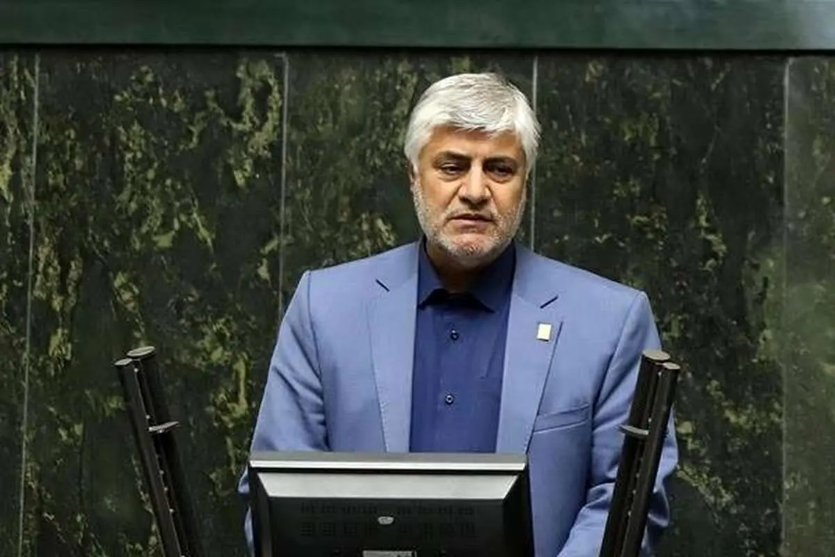 عضو کمیسیون آموزش مجلس: اجازه حذف آموزش زبان انگلیسی از مدارس را نخواهیم داد