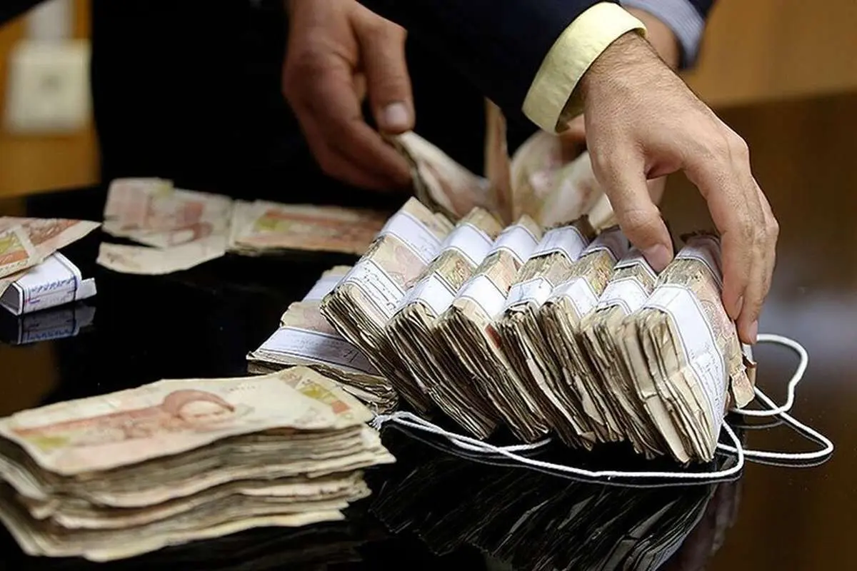 حداقل حقوق کارمندان مشخص شد؟ / اصلاحیه بخشنامه حقوق