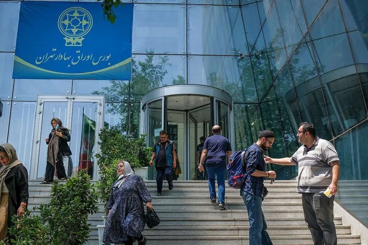 پیشبینی بورس فردا ۱۰ مرداد ۱۴۰۲ / سهامداران زیر آوار ریزشهای شاخص