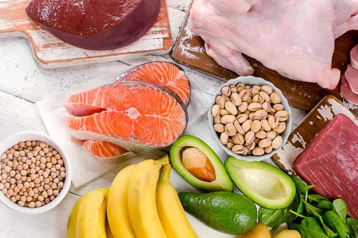 بهترین غذاها برای تقویت و رشد موها