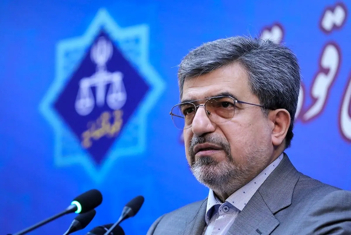 تشکیل پرونده قضایی برای مشاغل به‌دلیل بی‌حجابی کارکنان زن