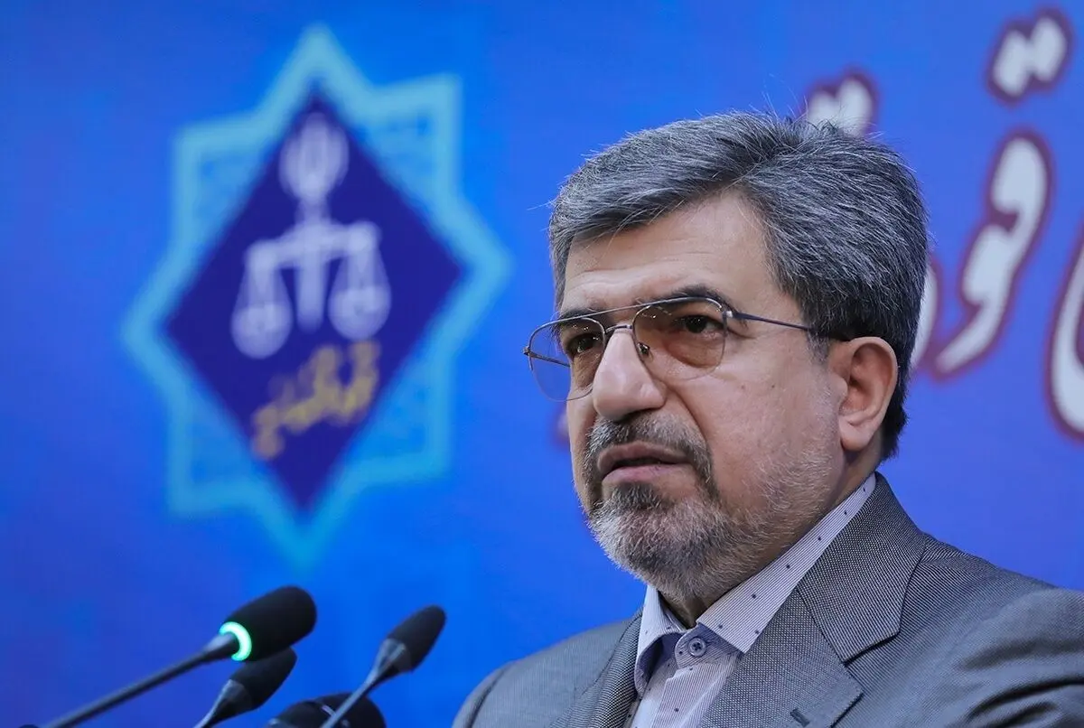 تشکیل پرونده قضایی برای مشاغل به‌دلیل بی‌حجابی کارکنان زن