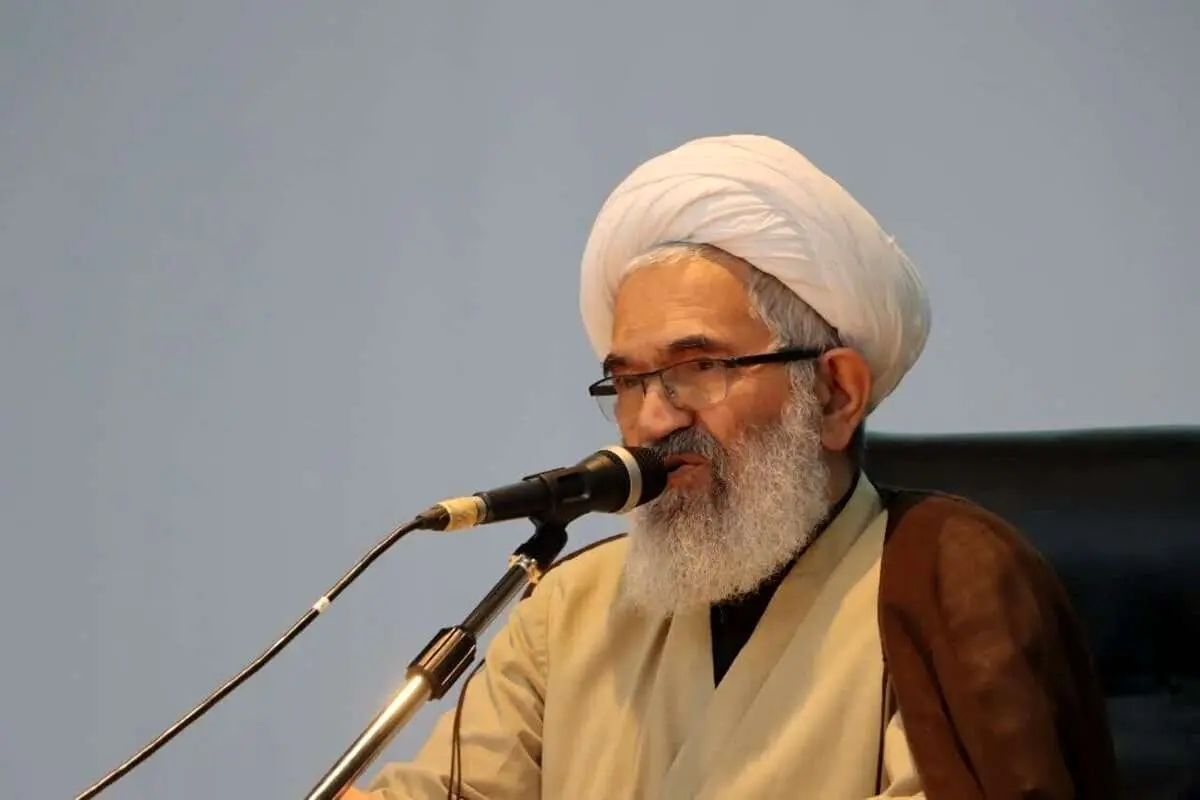 عضو مجلس خبرگان: بیحجابیها نیاز به تعزیرات دارد و بهترین تعزیرات شلاق است نه پول
