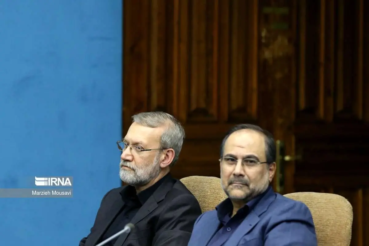 (عکس) علی لاریجانی، رئیسی و قالیباف در یک جلسه