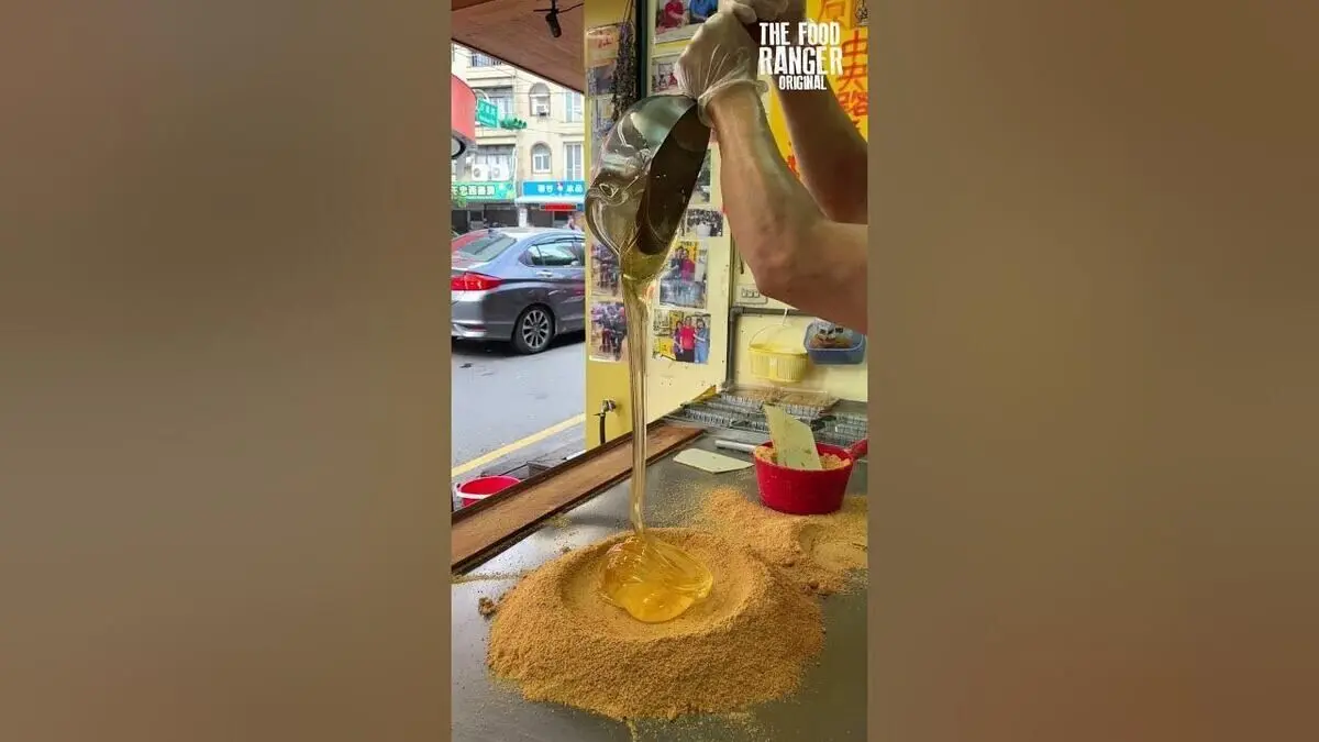 (ویدئو) مراحل جالب تهیه یک شیرینی خیابانی معروف در تایوان