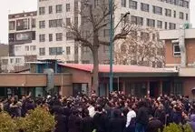 واکنش بهارستانی‌ها به تجمع دانشجویان/ تهدید وزیر علوم راه‌حل نیست