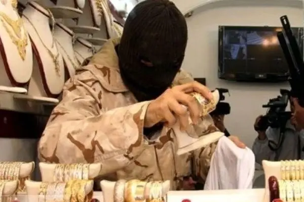  سرقت طلا با کمک قطعی برق! 