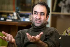 عیادت مسعود پزشکیان از رضا امیرخانی و تقدیر خانواده او از رعایت پروتکل های درمانی 