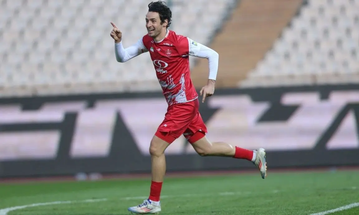احتمال بازگشت مدافع محبوب سرخ‌ها به پرسپولیس

