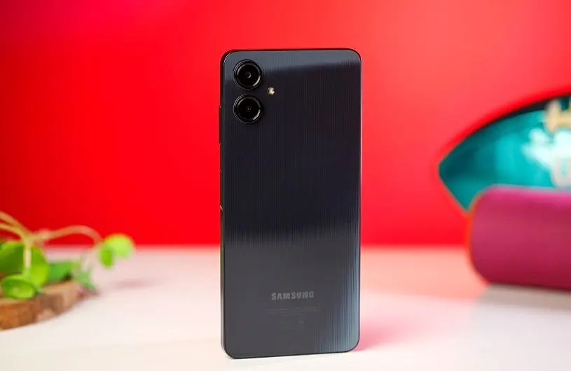 قیمت گوشی سامسونگ، شیائومی و آیفون امروز یکشنبه 23 آذر 1404/ ارزان‌ترین گوشی سامسونگ 10 میلیون شد