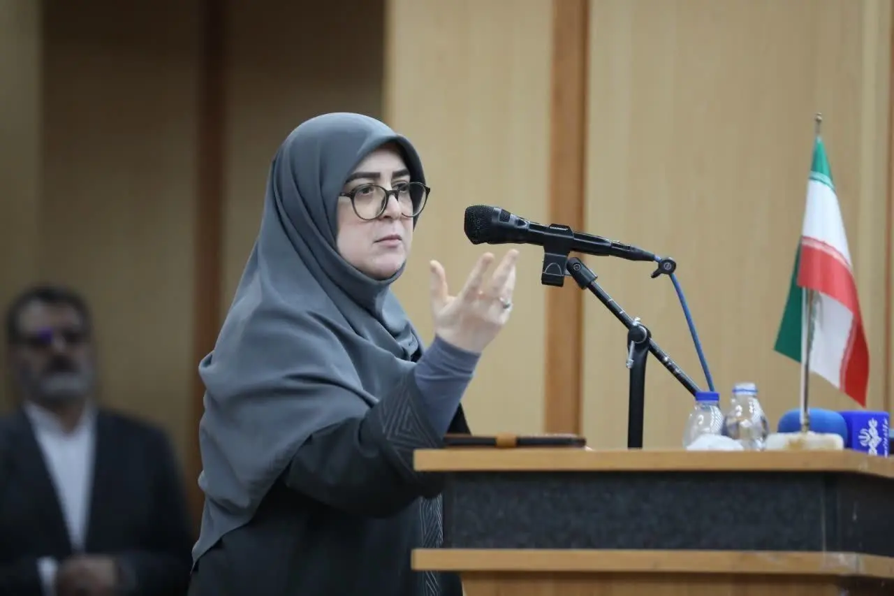 سخنگوی دولت: فعلاً هیچ تغییری در نرخ و حجم بنزین سهمیه‌ای نداریم