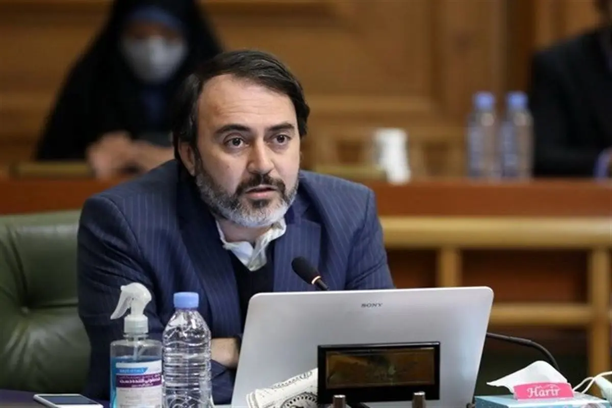 انتقاد پیرهادی از آبفا: به‌جای بستن سرویس‌ها، نشتی لوله‌های آب را درست کنید