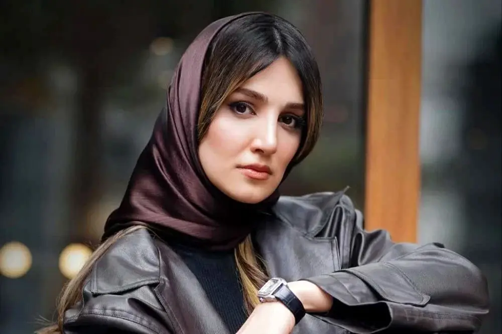  زارا نادری‌فر: صورتم عملی نیست اما به من می‌گویند پول دادی نقش خریدی!