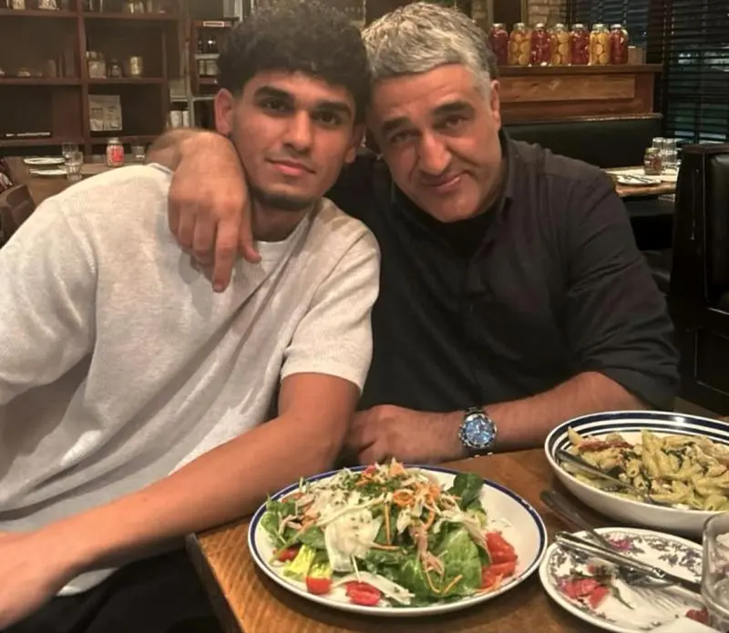 photo_2025-11-13_22-27-00