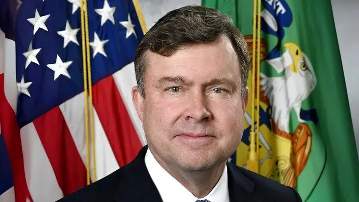 مامور جدید فشار بر ایران/ جان هورلی کیست و چرا به خاورمیانه سفر کرد؟