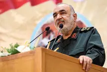  شهید سلامی در حال تدریس دوره عالی جنگ