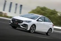 شیوه جدید فروش محصولات مدیران‌خودرو؛ ام‌وی‌ام M5 پرو قیمت خورد