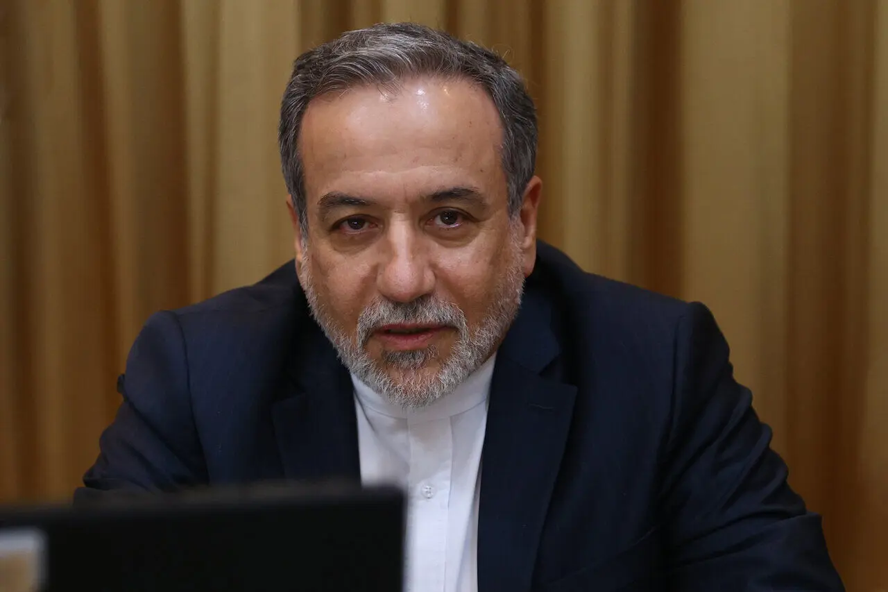 عراقچی: برای همه گزینه‌ها آماده‌ایم/ می‌توان به توافقی منصفانه رسید

