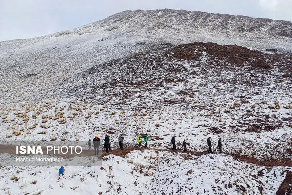 تصاویر؛ بارش برف پاییزی در شهمیرزاد