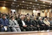 تصویر جالب از مراسم عسگراولادی/ ناطق نوری در کنار حسین شریعتمداری 