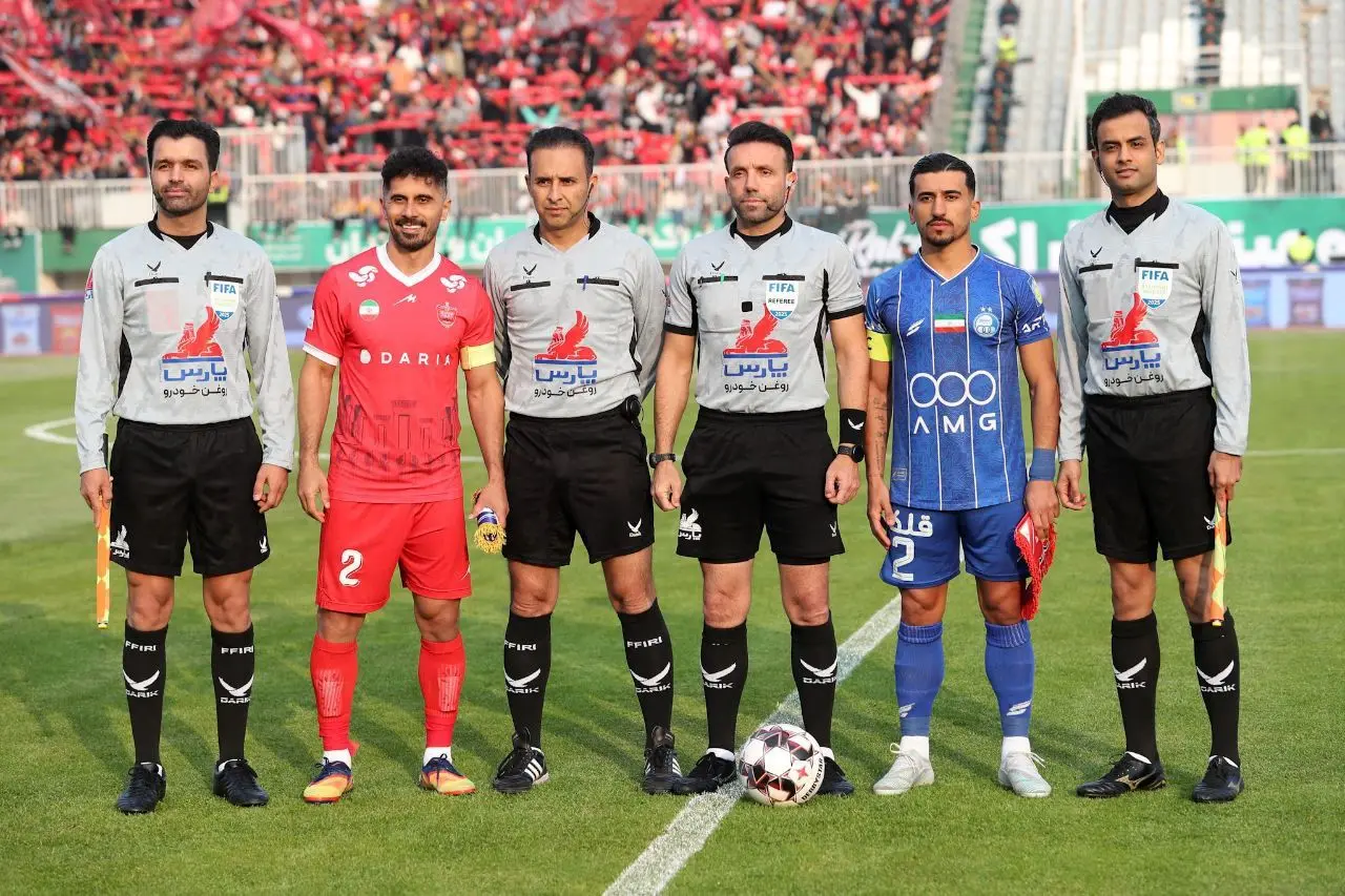 کارشناسی داوری دربی ۱۰۶ پرسپولیس-استقلال با قضاوت وحید کاظمی
