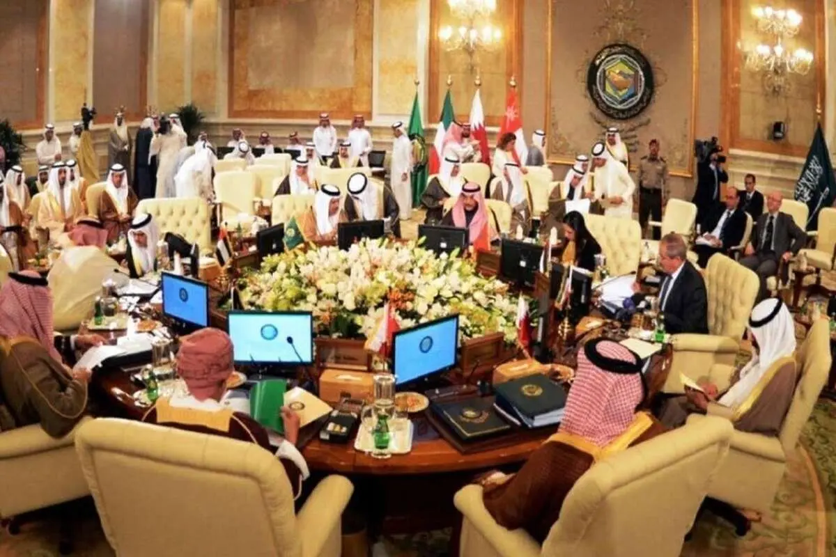 الشرق الاوسط: ماجرای ایران و آمریکا بزرگتر از آن است که اعراب بتوانند ورود کنند