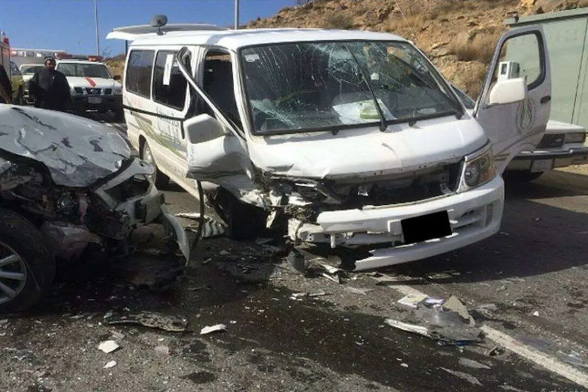 واژگونی خودرو ون در عراق؛ ۱۲ زائر مصدوم شدند