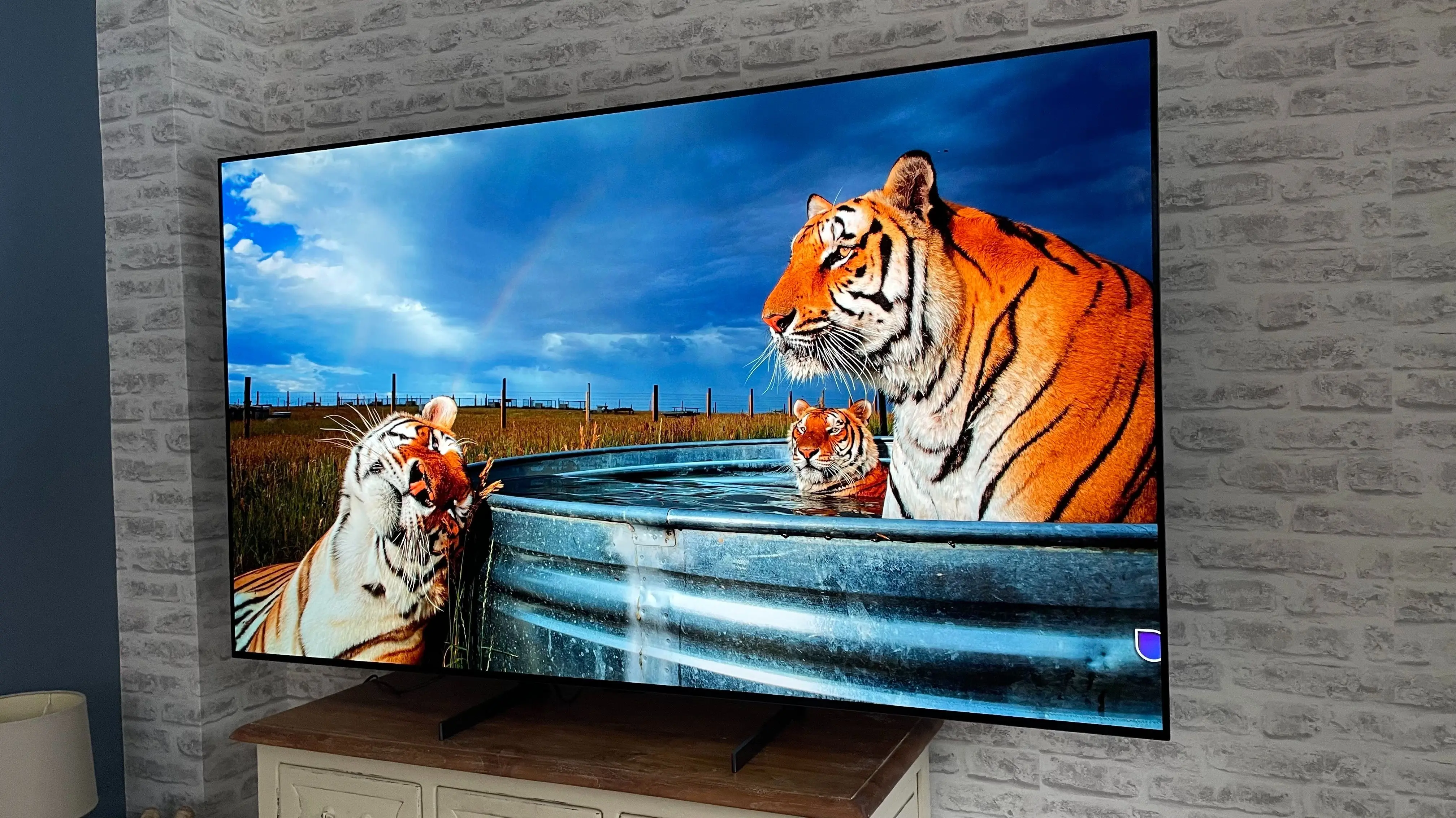 جهش کوانتومی در فناوری OLED: طول عمر ۲۵۰ برابری  PHOLED آبی