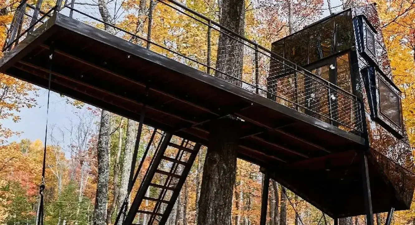 کریستال سیاه، نامی برای یک خانه متفاوت