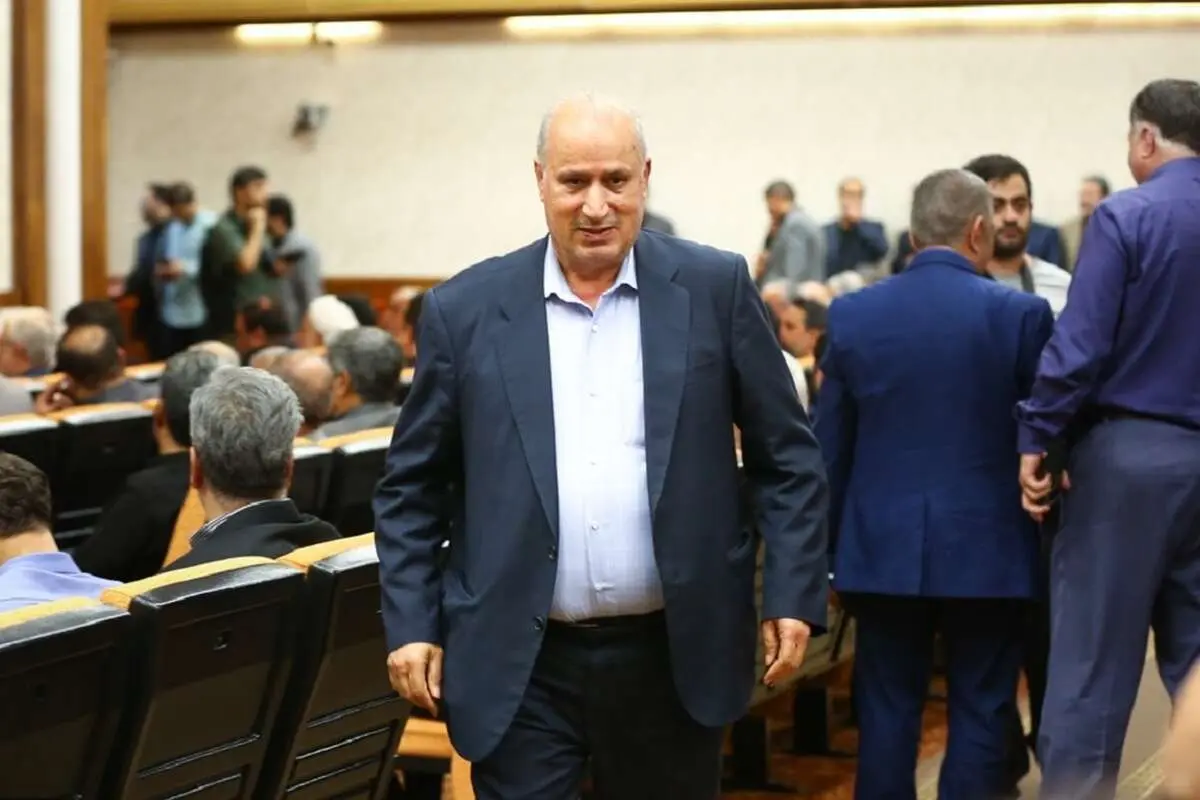 پشت پرده یک دیدار نمایشی؛ ترس تاج از تهدید جدی دبیر!