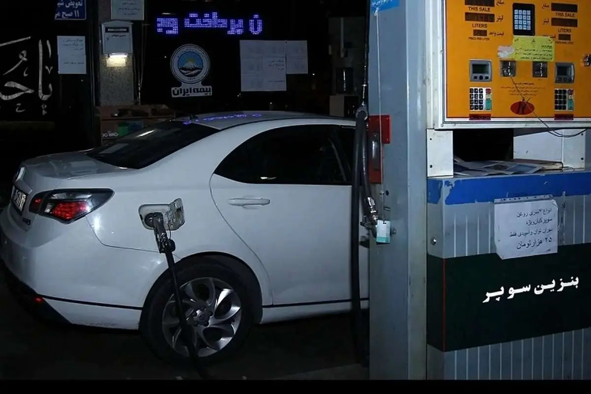 فرمول موفق اصلاح قیمت بنزین