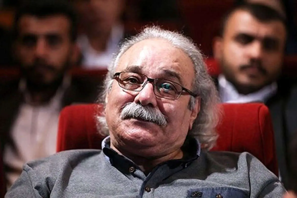محمد کاسبی: با دستگاه اکسیژن، زندگی می‌کنم و از کمر به پایین توان حرکت ندارم!