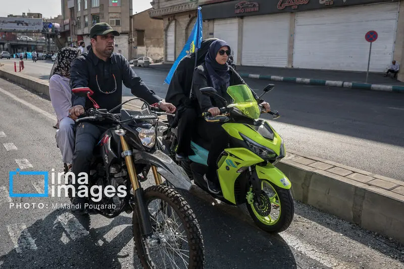 موتورسواری بانوان