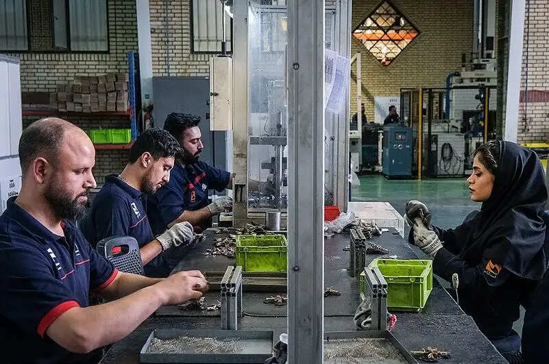 عیدی 1405 کارگران؛ این افراد 31 میلیون دریافت می‌کنند