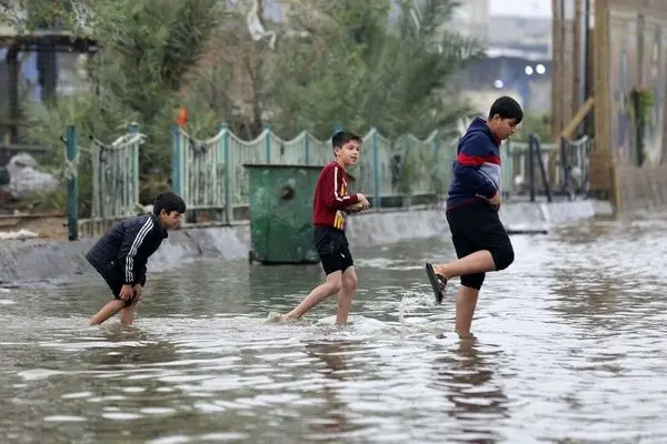 سیلاب ناگهانی وارد یک مدرسه در سلیمانیه شد